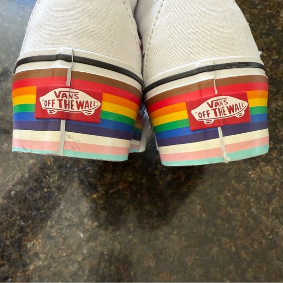Vans Sk8-Hi Pride Rainbow Platform Sneakers White Women’s 5 - Picture 11 of 11